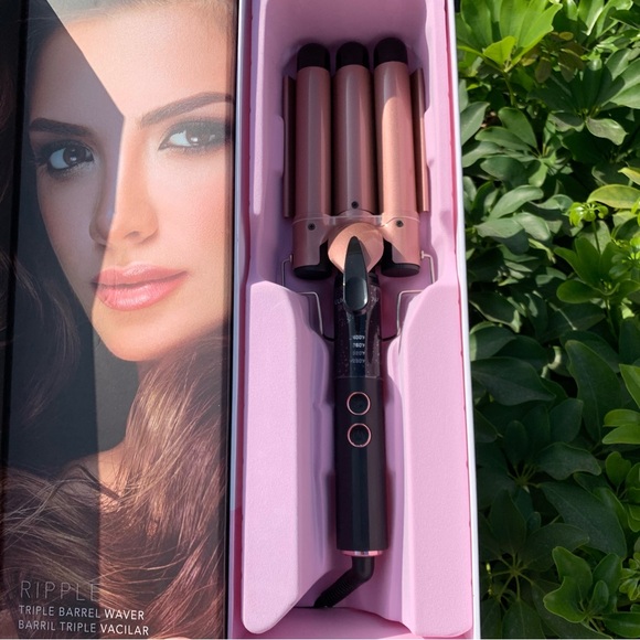 Triple Barrel Weaver Curling Iron by L+W Bio Black Handle - Picture 7 of 8